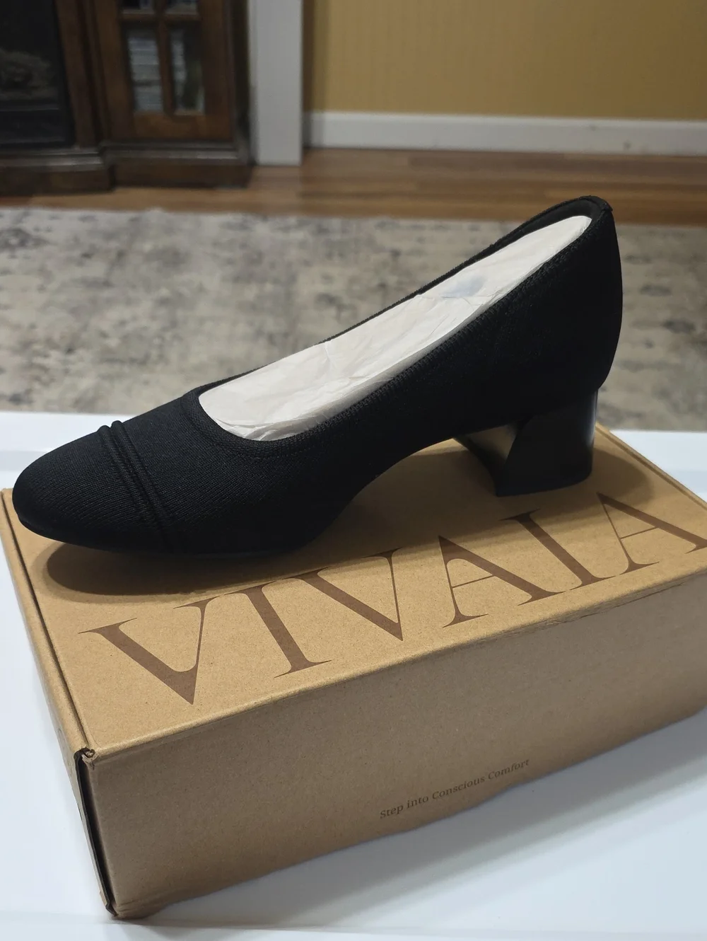 VIVAIA Julie Arch Pro Black Women's Comfort Flat